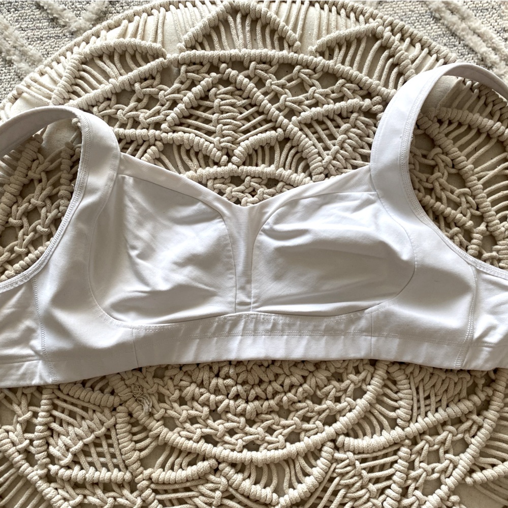 Lululemon bra